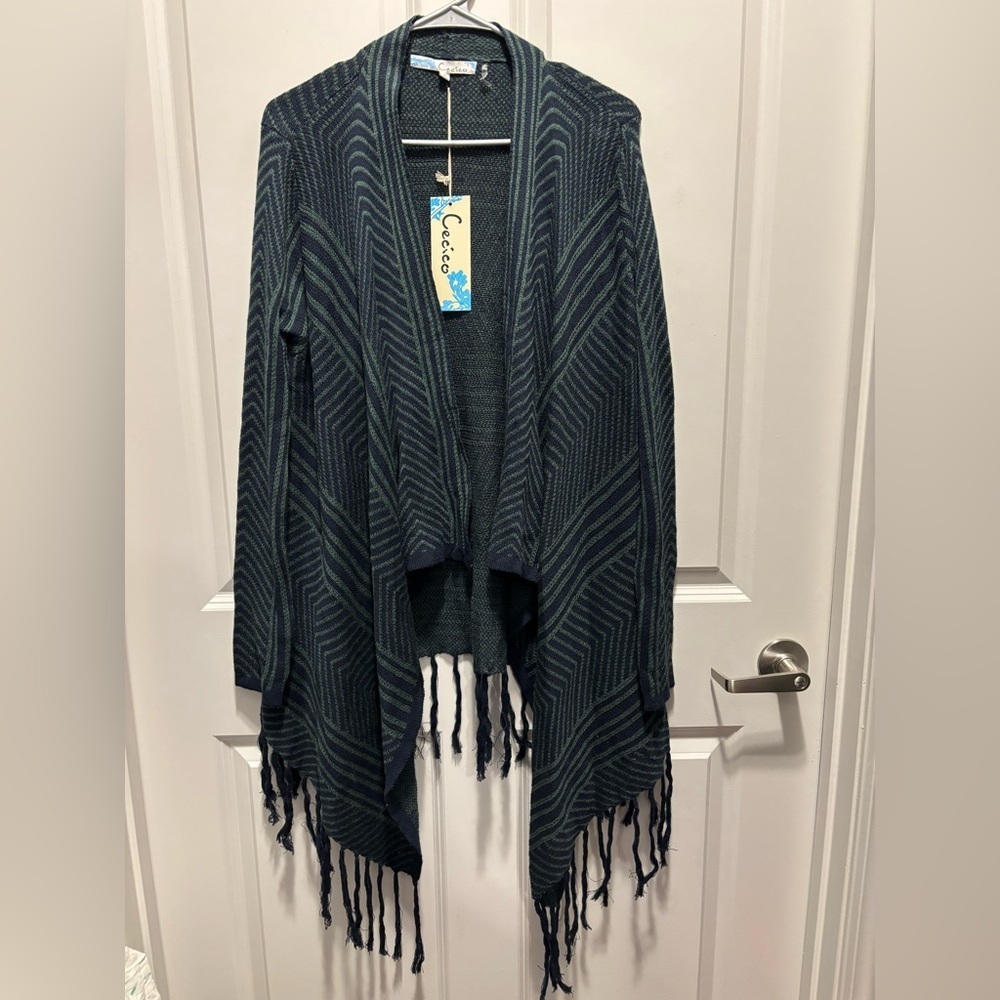 NWT Cecico Women’s Small Blue/Green Frayed Open Cardigan Sweater‎